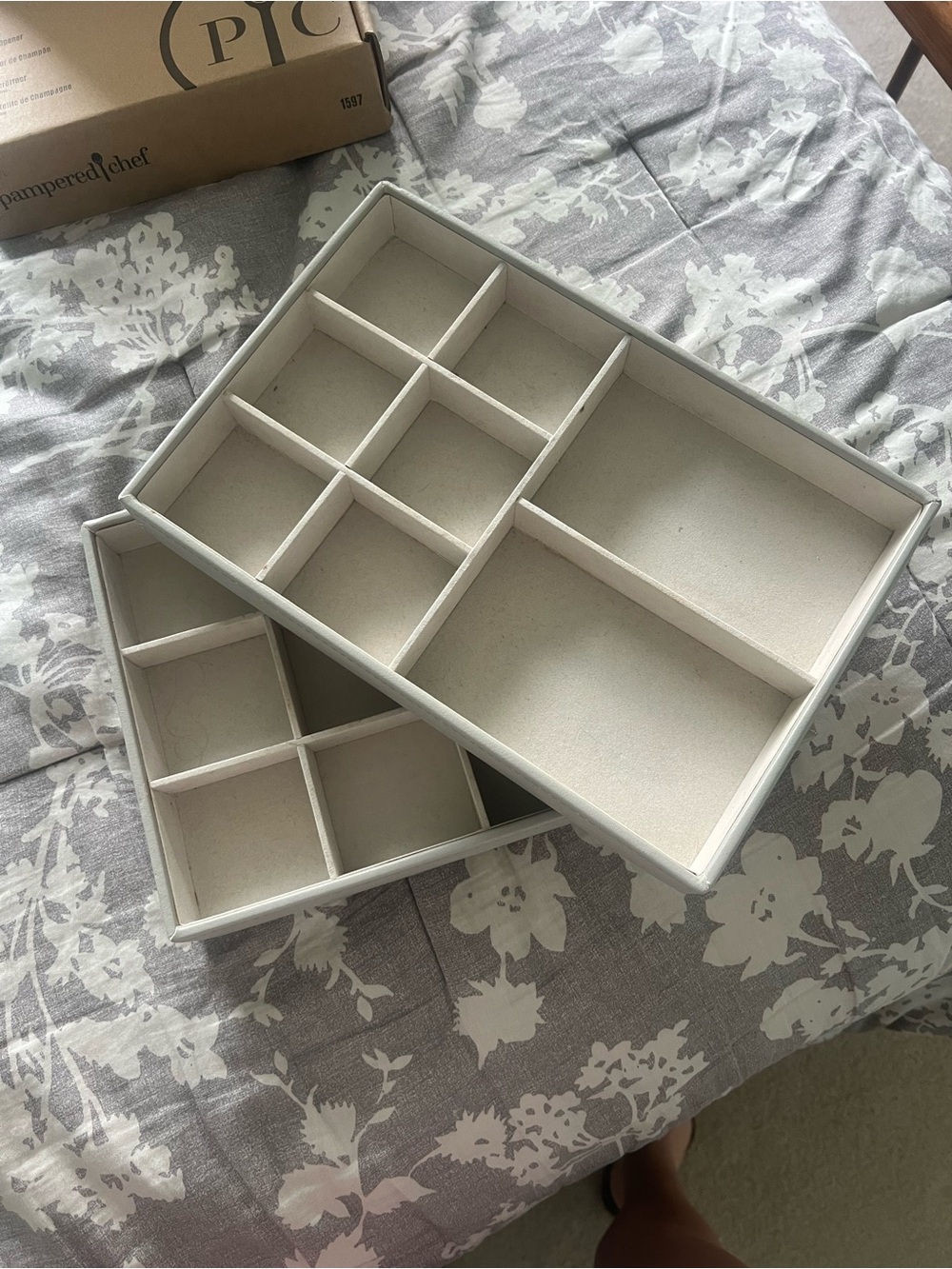 Pampered Chef Cream Jewelry Drawer Organizer Trays - Set of 2